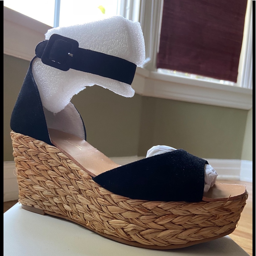 Chinese Laundry “Mindie” wedges